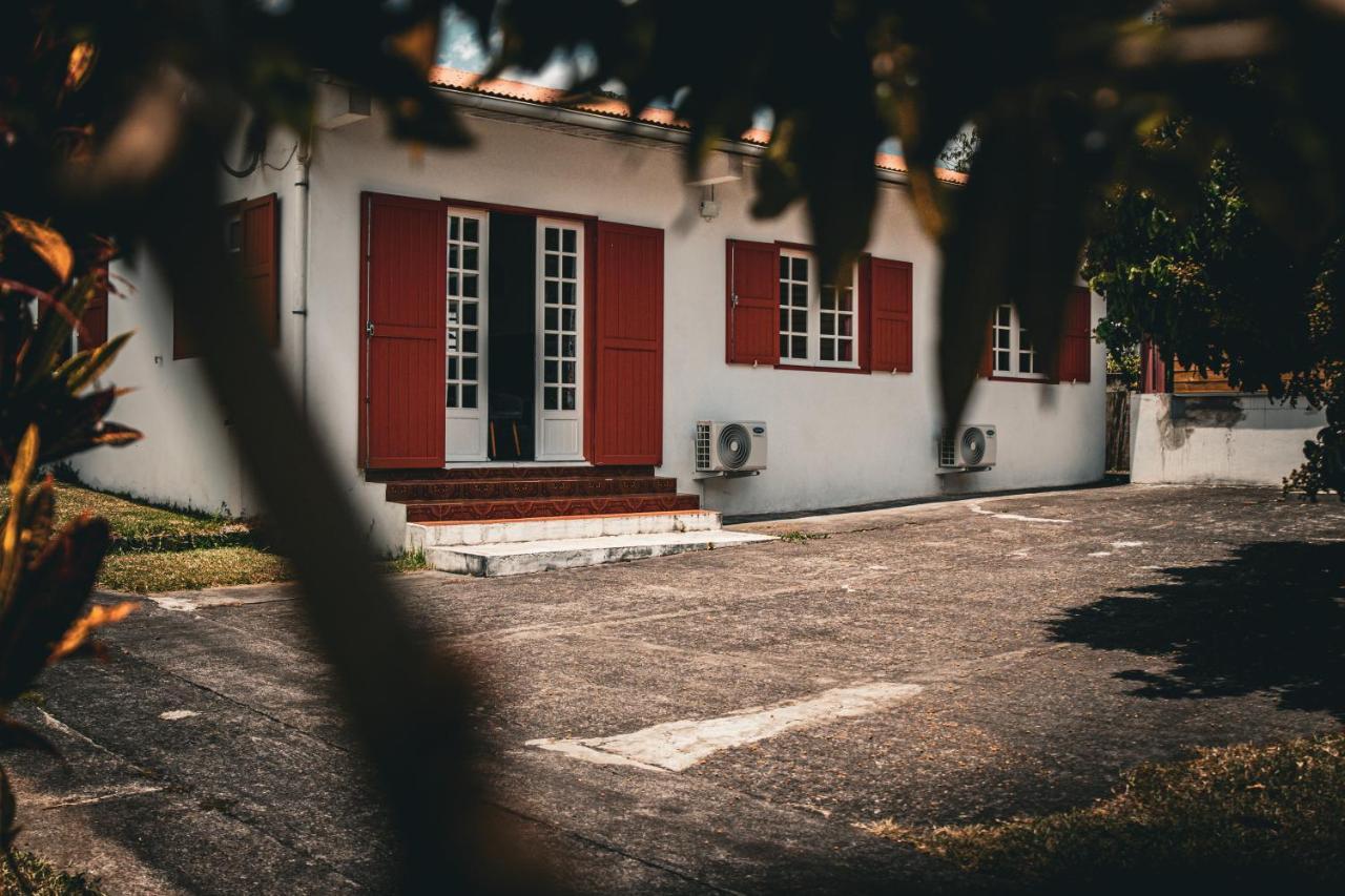 Gite Les Bananiers Villa Saint-Joseph Exterior photo